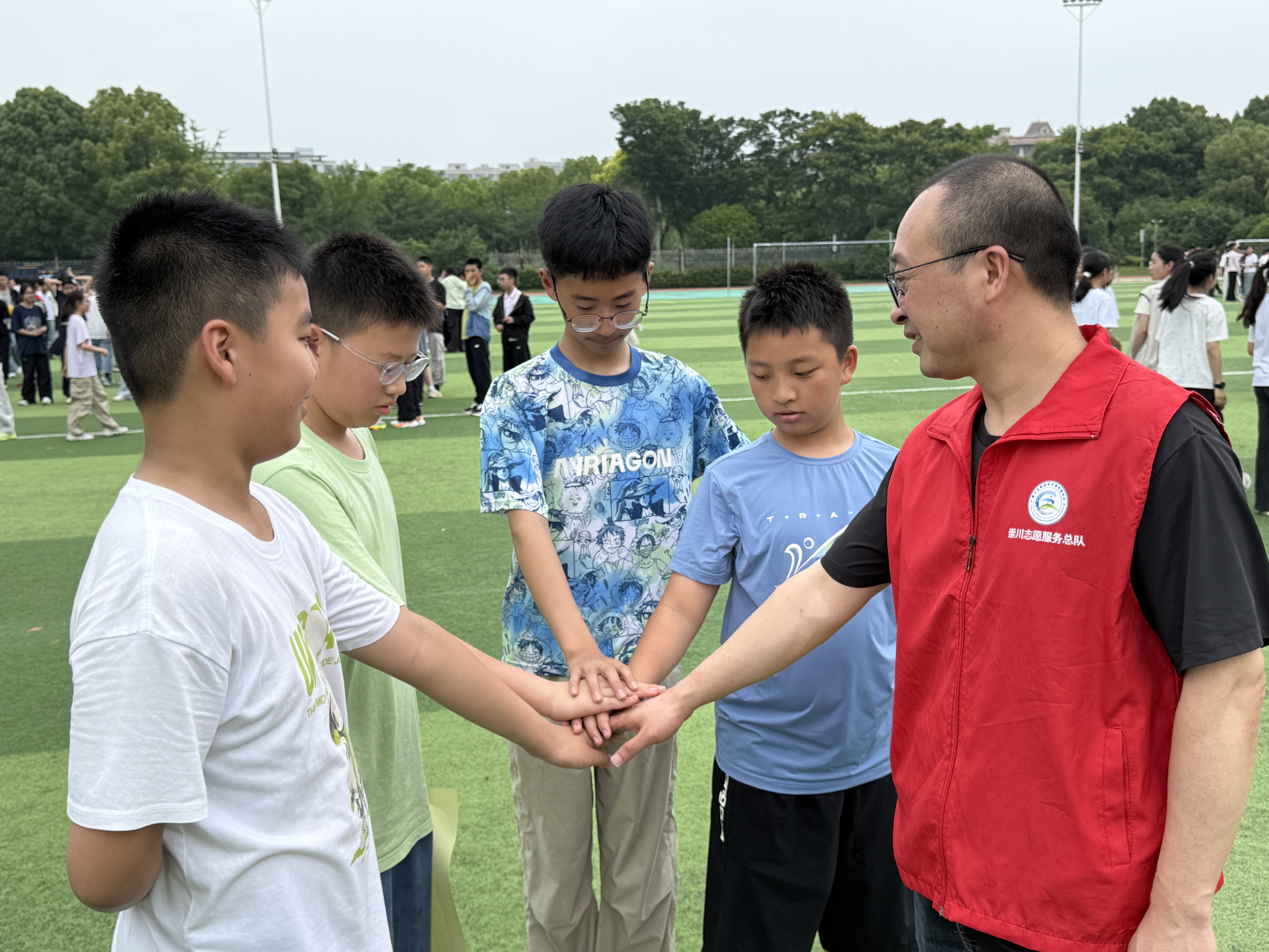 6月4日，崇川区幸福街道幸福家苑社区关工委开展“从心出发，向阳而生”心理主题活动。（幸福家苑社区关工委）.jpg